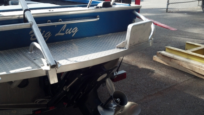 Aluminum boat kicker motor mount